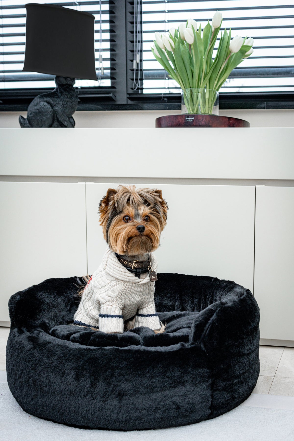 Yin Yang Ultra Plush Pet Sofa